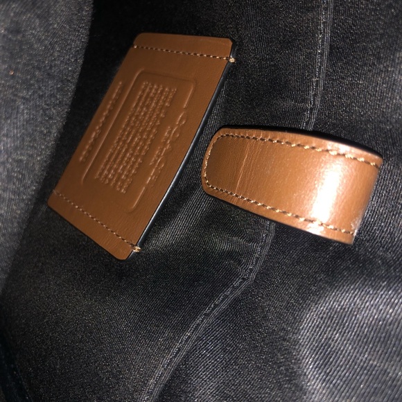 Men’s Coach Flight Bag. - Picture 5 of 5